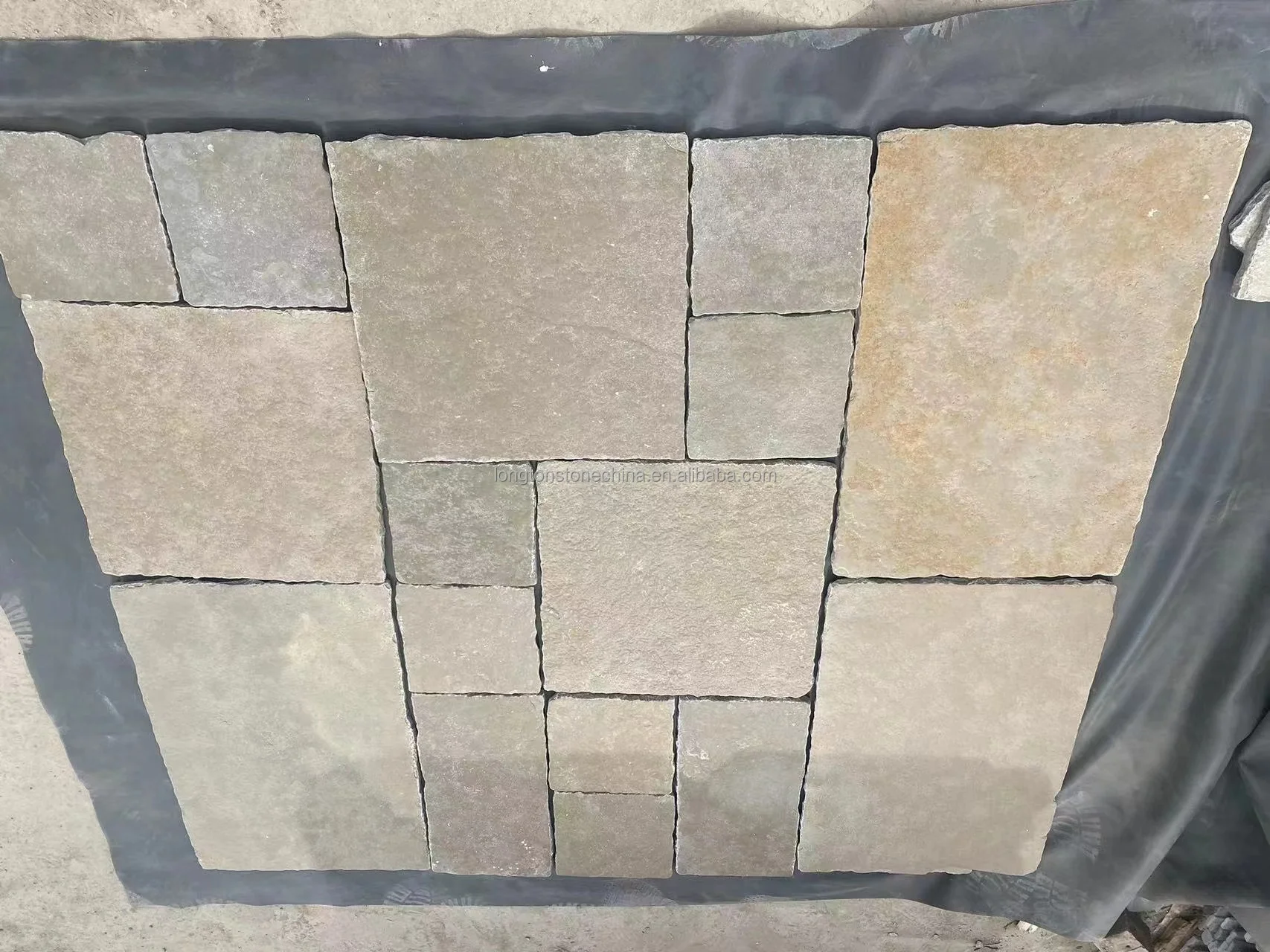 Vintage French Pattern Paving Stone Limestone Villa Garden Patio Tiles Non Slip Honed Outdoor Floor Tiles Limestone Tile