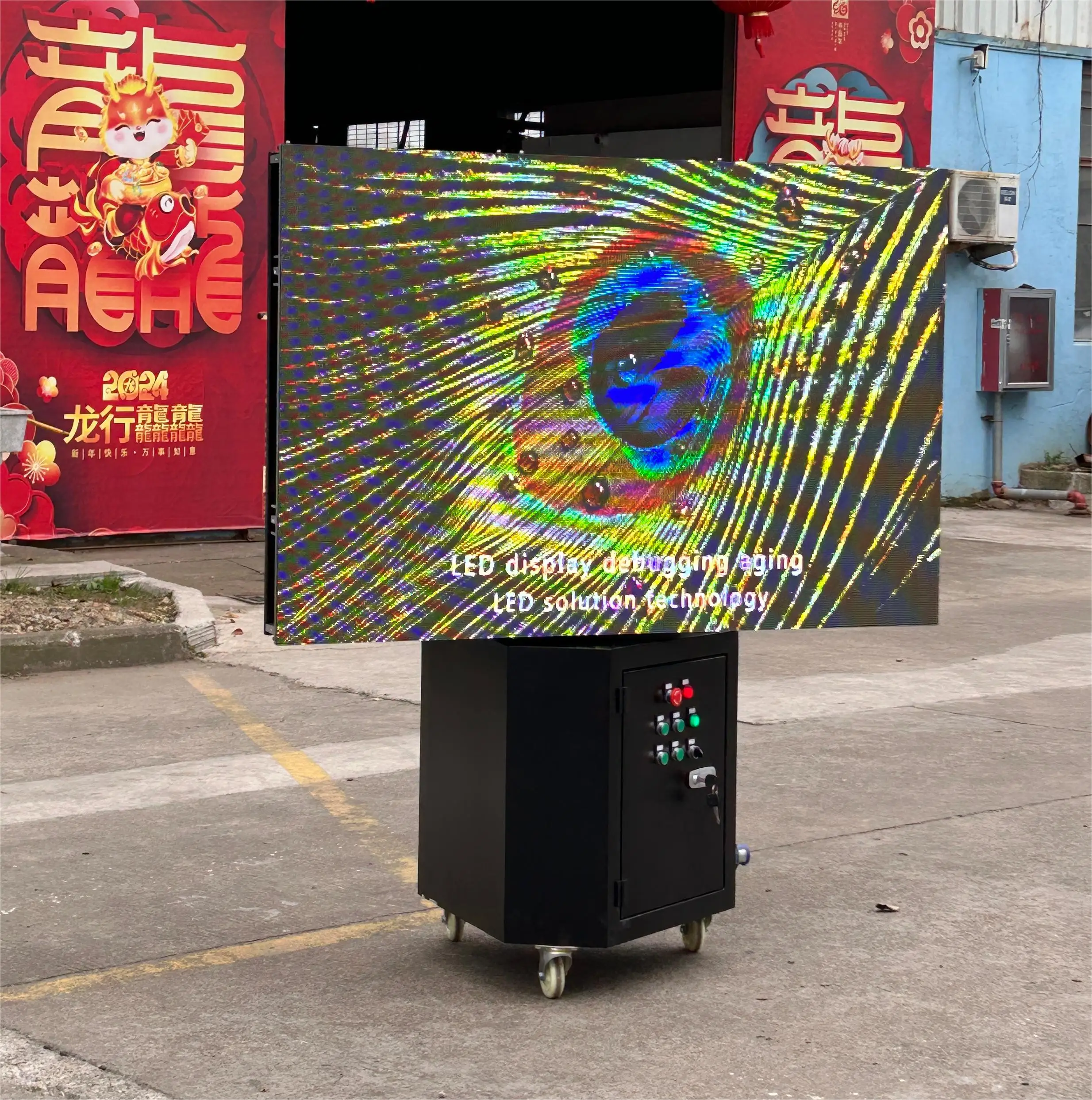 New product  3-sided rotating LED vehicle Outdoor  led display creative rotating screen mobile digital billboard screen