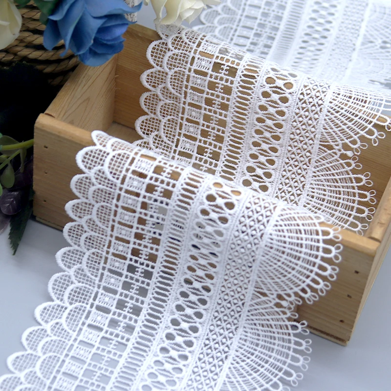 New design 100% polyester lace accessories luxury elegance Water soluble lace for garment shoes