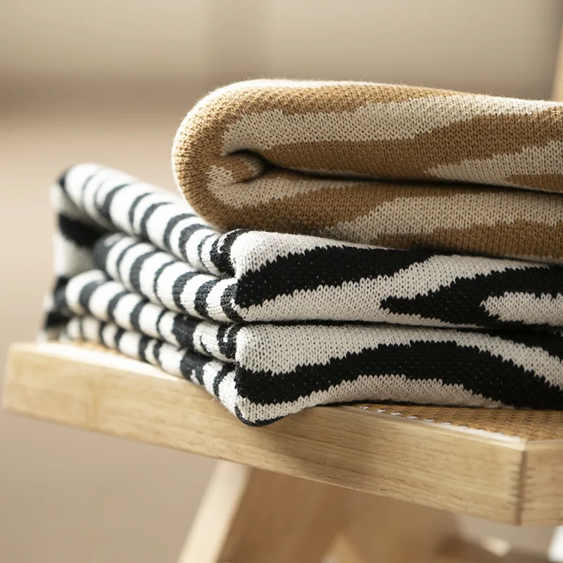 New Design Woven Organic Cotton Sofa Chunky Hot Sale Soft Touch Cable Throw Knitted Blanket For Home