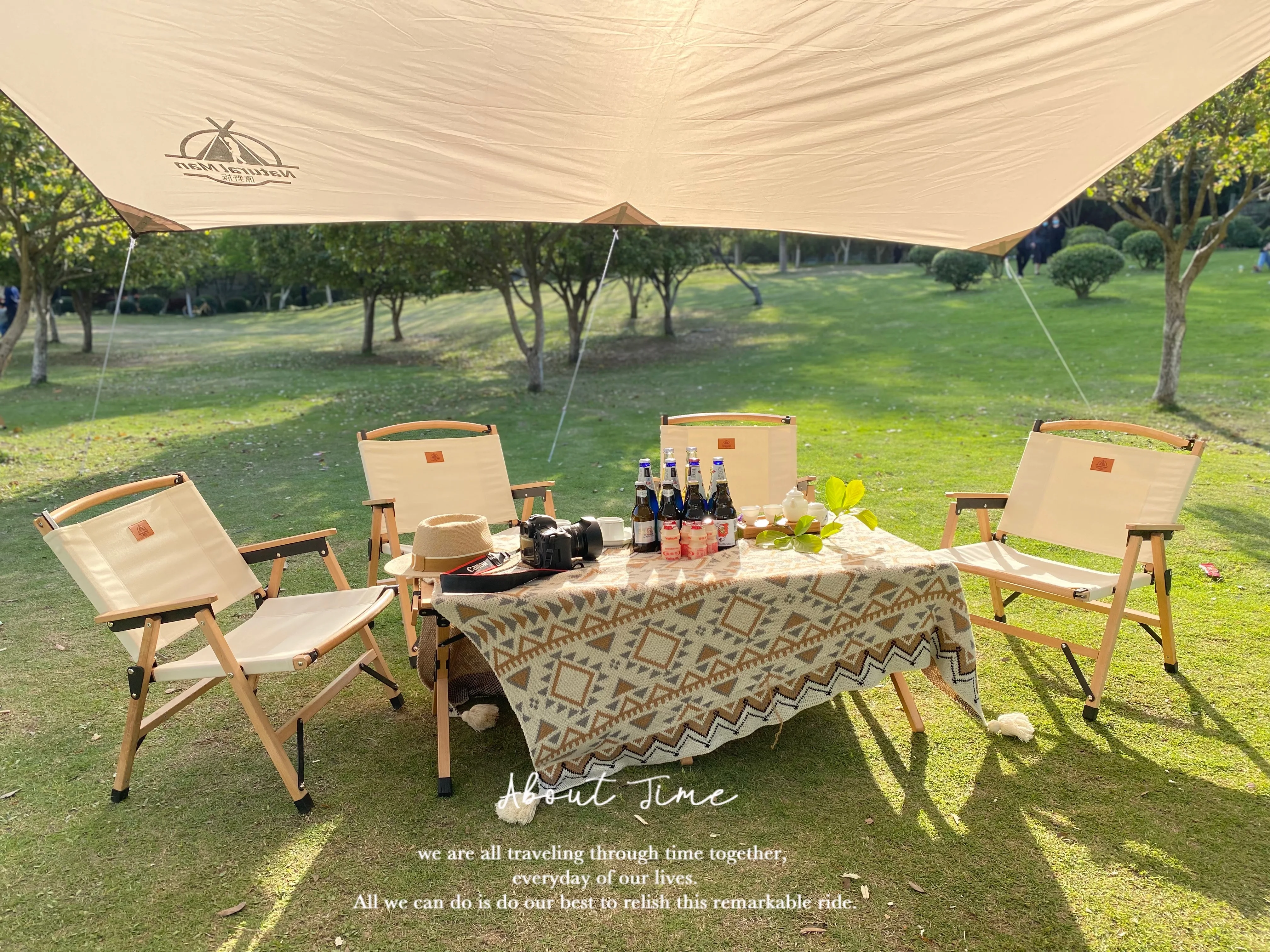 High Quality Factory Price Cheap Outdoor Glamping Portable Hiking Folding Tents And Camping Large 3-4 Family Tent