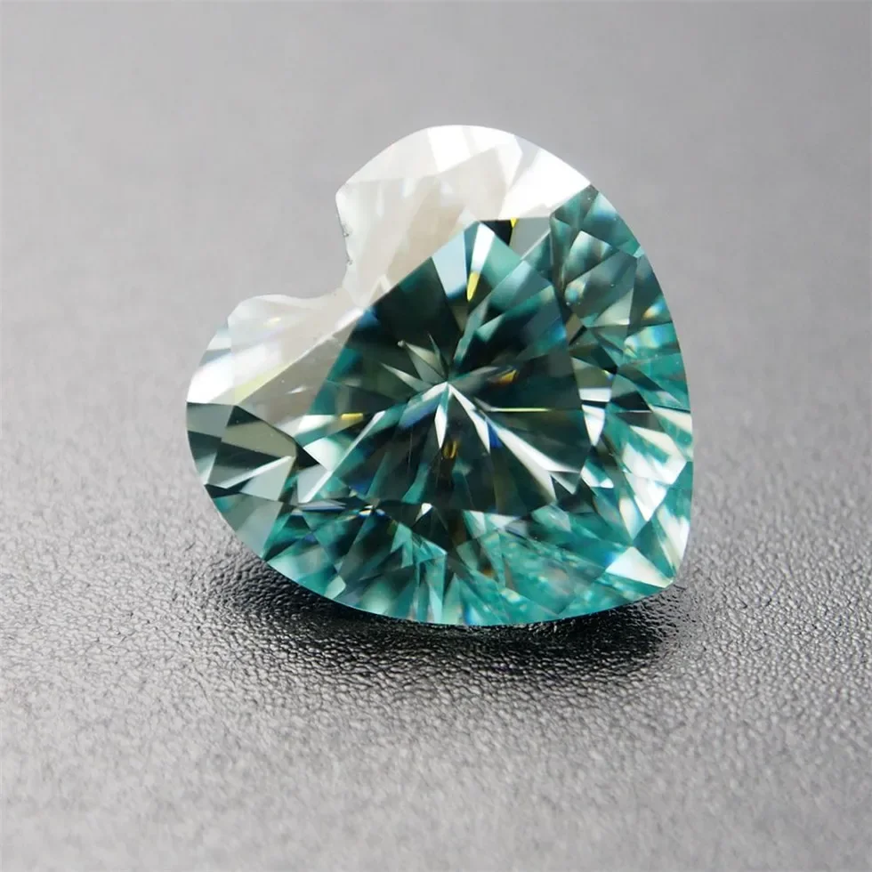 HQ GEMS 4x4mm To 13x13mm Green color Moissanite heart Brilliant cut Sic material similar to diamond For Jewelry