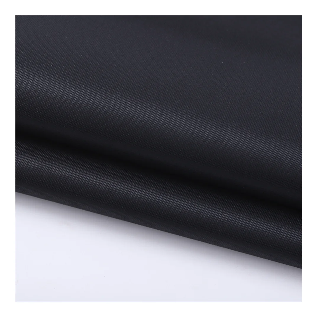 Made in China, specializing in the production of 600D / 900D color paste film polyester fabric, with a weight of 320 grams