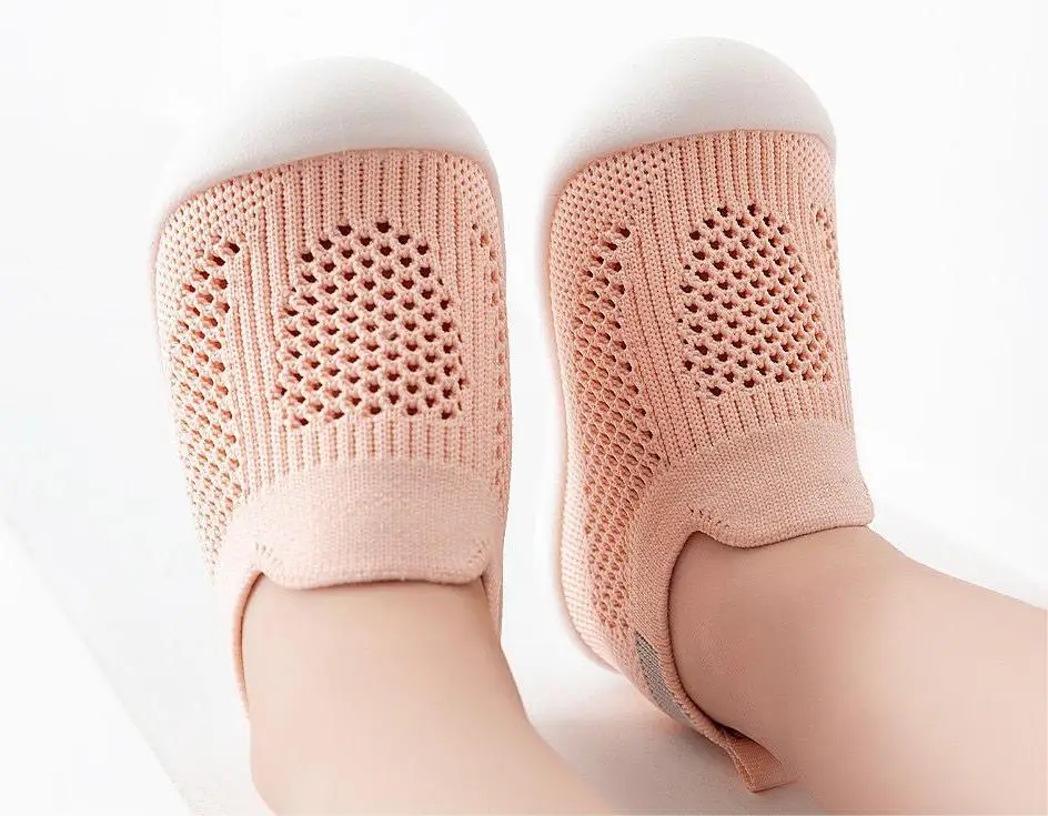 Rubber Sole Child Floor Sneaker Baby Booties Toddler Girls First Walker Cute baby shoes boys and girls