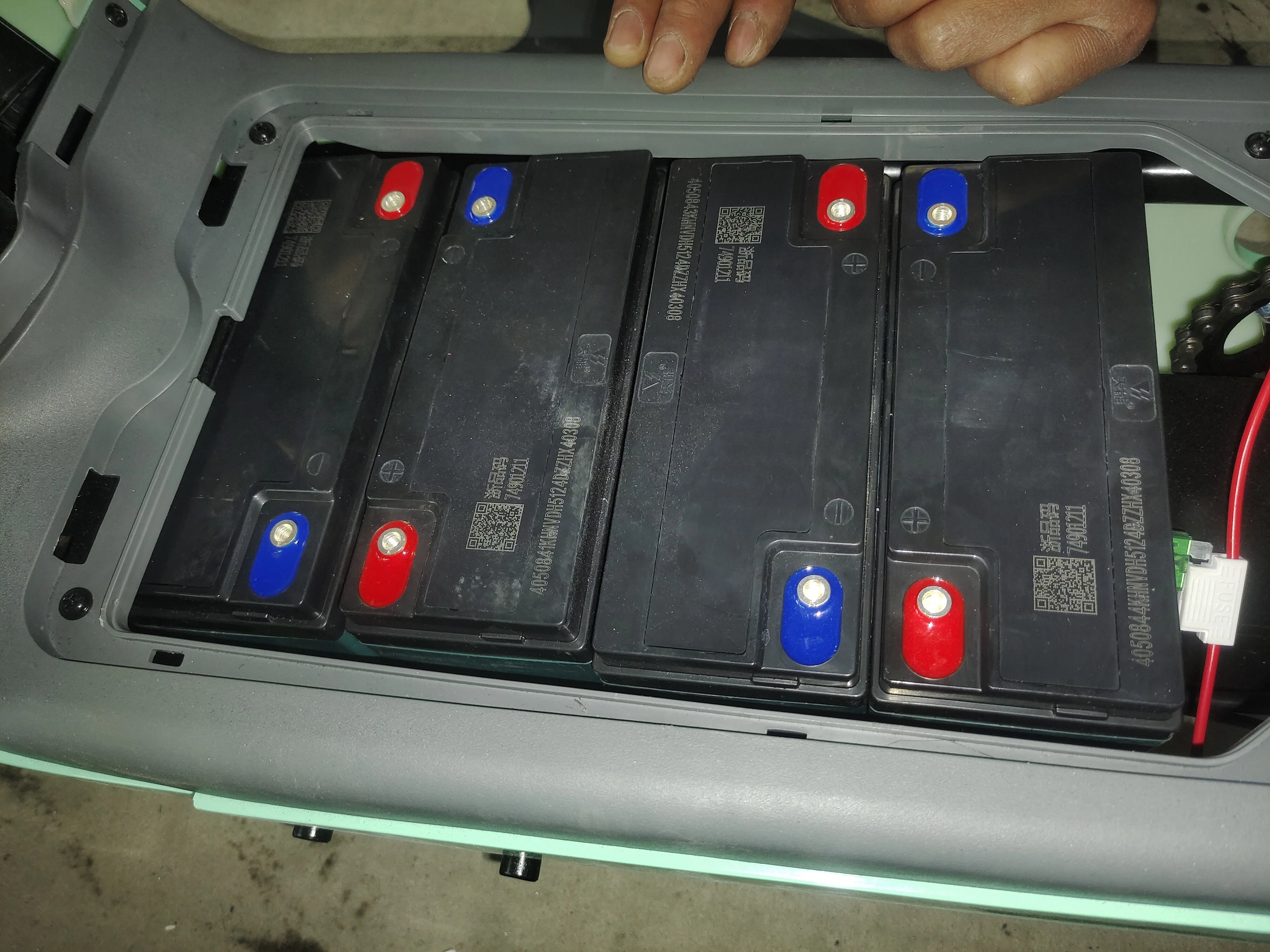 Wholesale Tianneng Intelligent Brushless Controller and Chaowei 12Ah Lead-Acid Battery for EBike Motor Charger Included