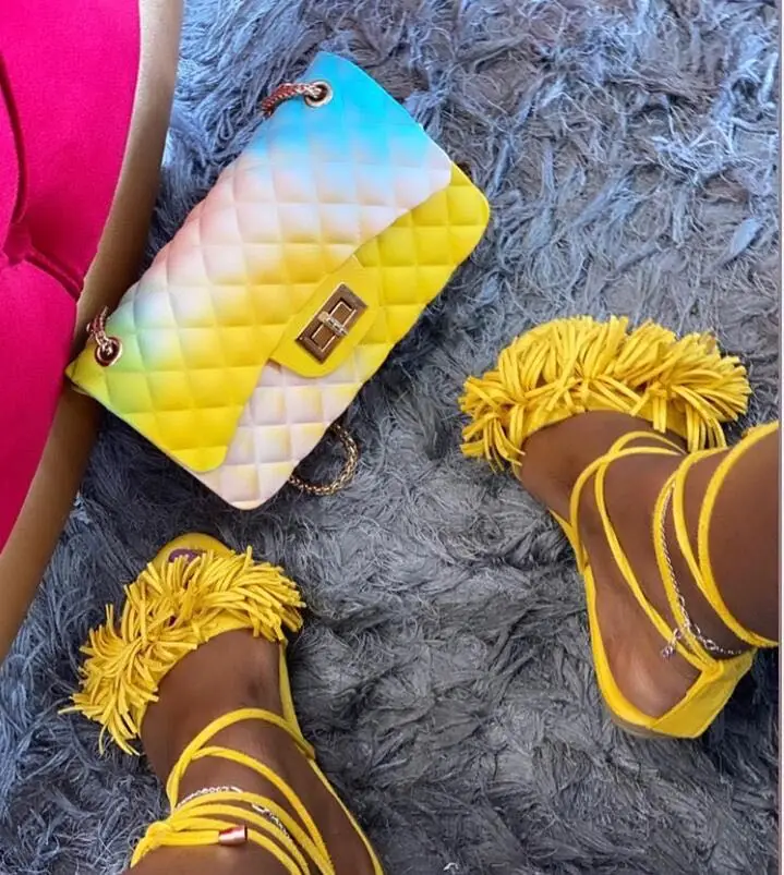 
2020 womens flat sandals ladies simple flat Bandage sandals wholesaler 