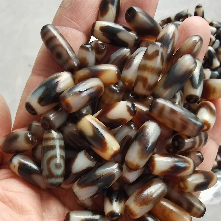 Old Eyes Nepal Tibetan Dzi