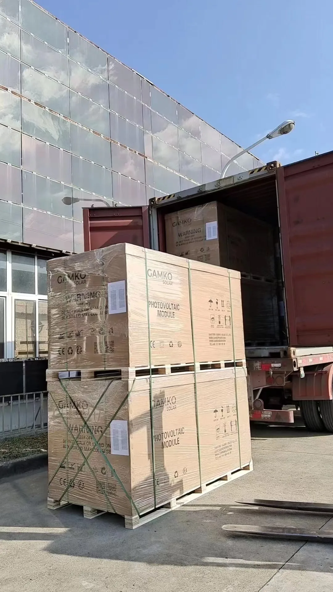 China manufactory wholesale price 345w poly solar panel for solar system use