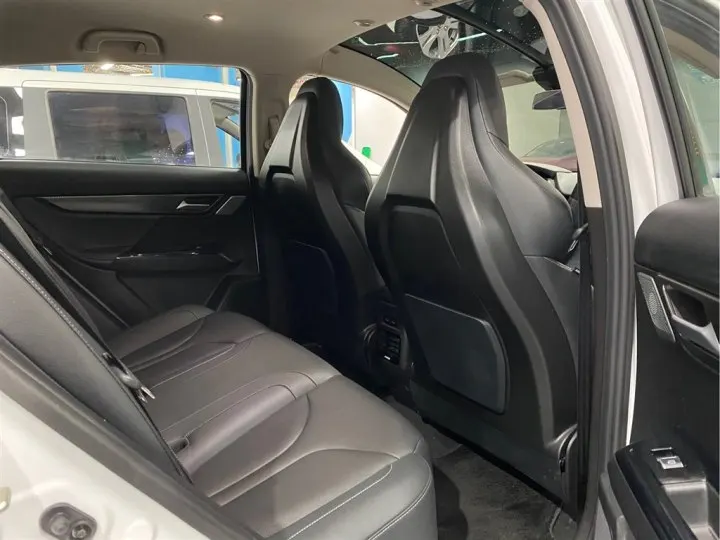 Chinese  New Energy Advanced Configutationg Used Cars Xpeng G3 2020 Modle second-hand Electric Car
