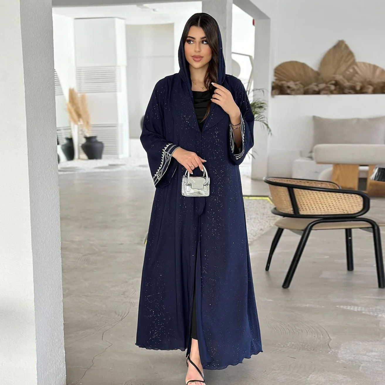 MQ109 Middle Eastern Dubai Traditional Muslim Clothing Elegant Embroidery Abaya Women Muslim Dress Cardigan Outer Robes Femme