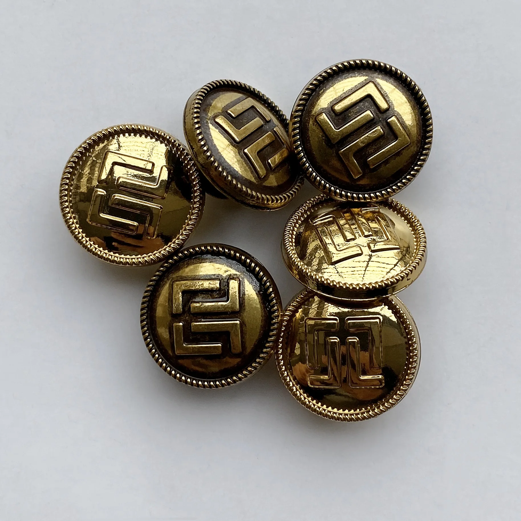 Custom  jeans buttons and rivets With Engraved Logo, Wholesale Brass Metal Button for Jacket and Pants