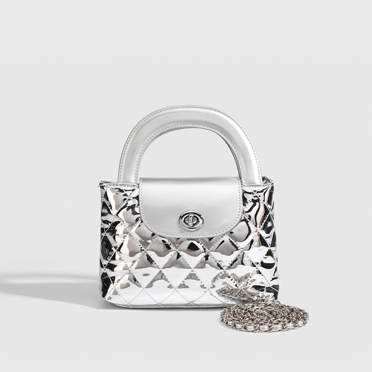 2024 New Summer Sier Diamond Grid Chain Bag for Women Light Luxury Small Fragrance Style Leather Crossbody Purse