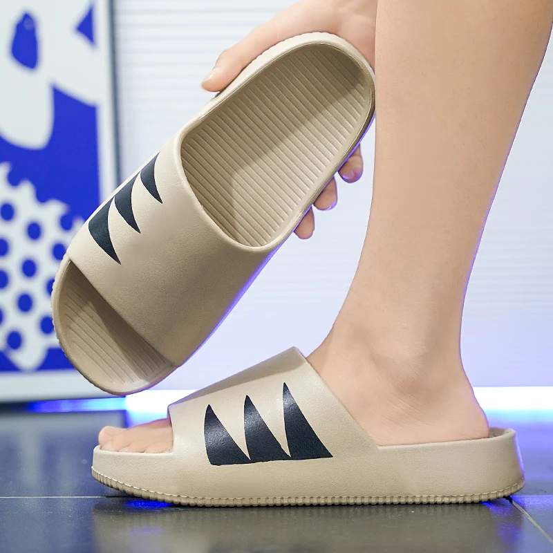 Kai name 3211 couple summer-word drag excrement feeling slippers black white khachi