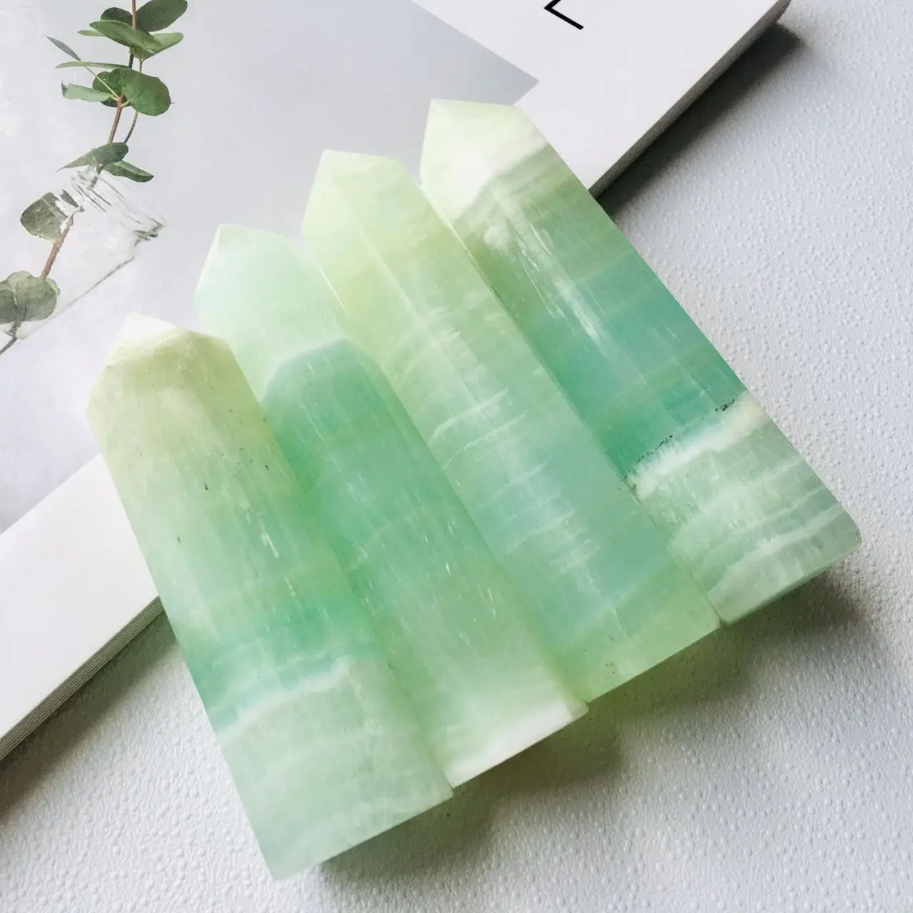 Natural Stone High Quality Green Caribbean Calcite Tower Crystal Point Healing Stone For Decoration