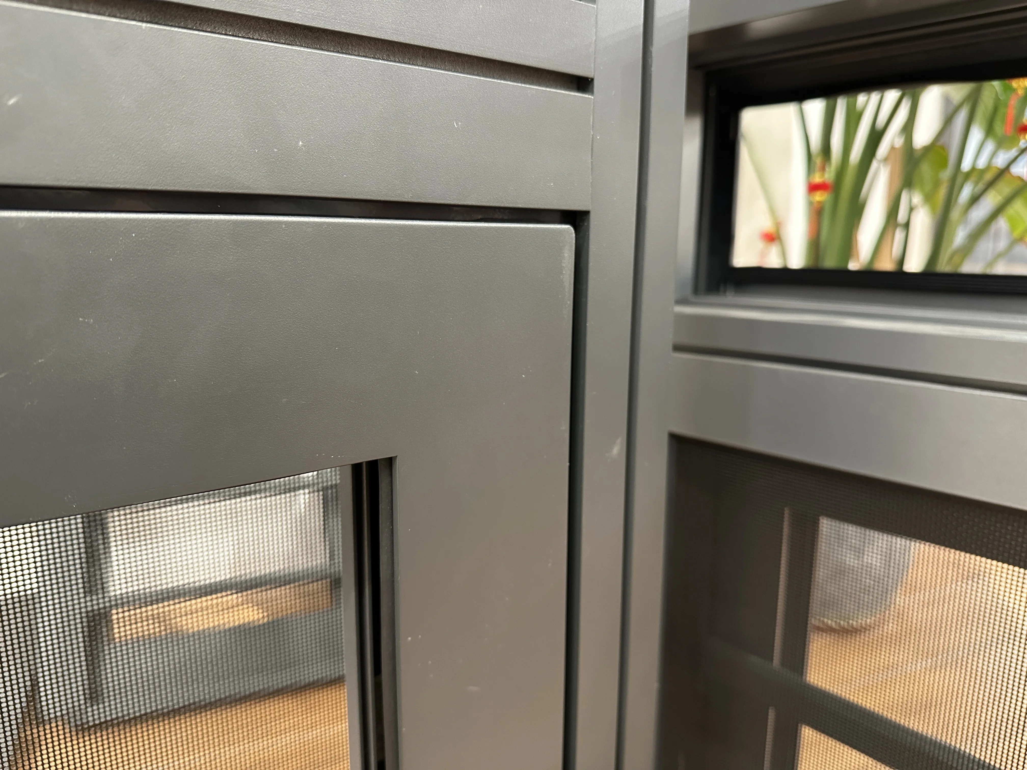 New design Seamless welding window balcony soundproof windows design in pakistan aluminum casement swing picture windows