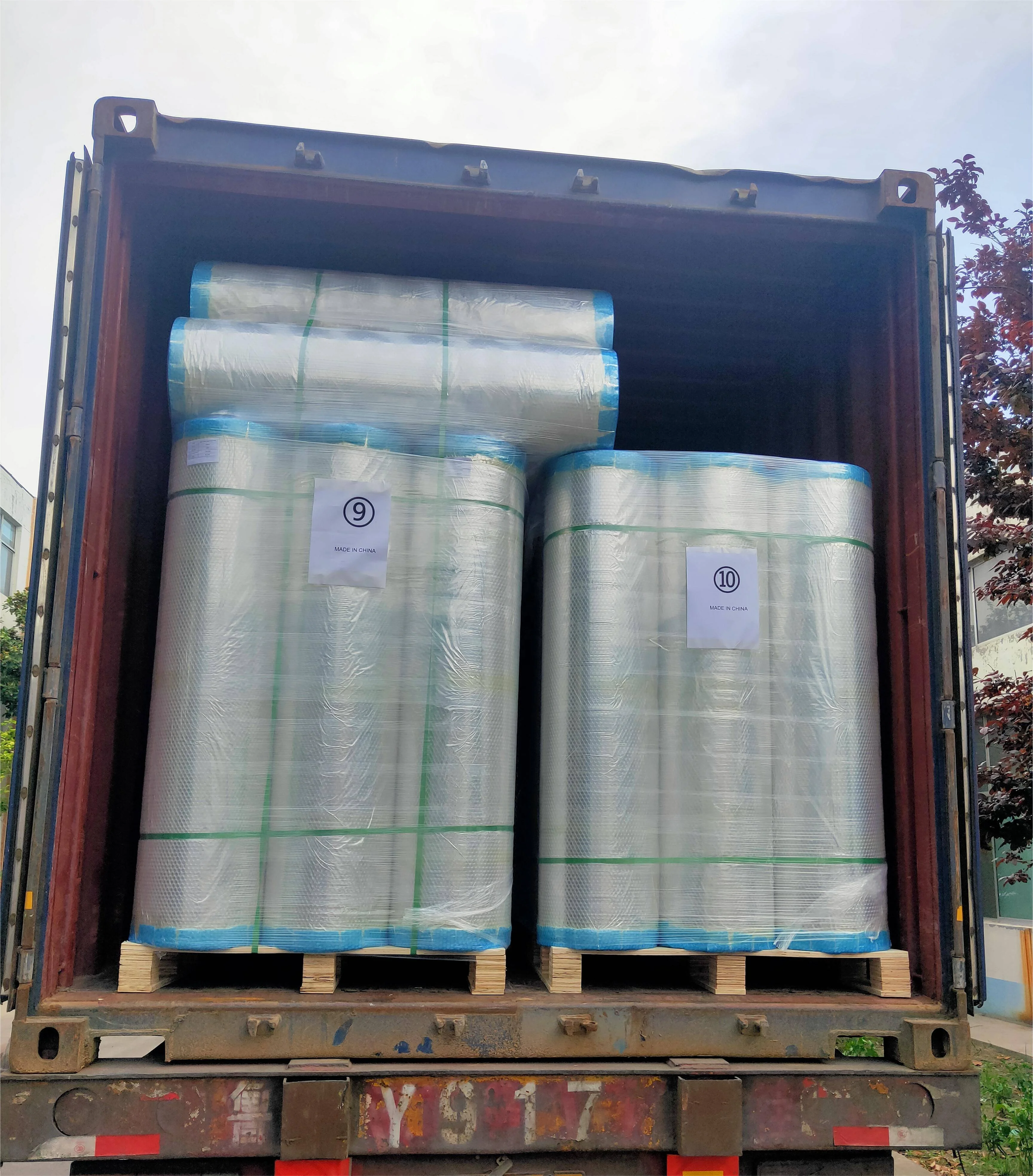 Metallized PET Film Thermal Lamination film Gold and silver vacuum Metallized Polyester Film for Food packaging and printing