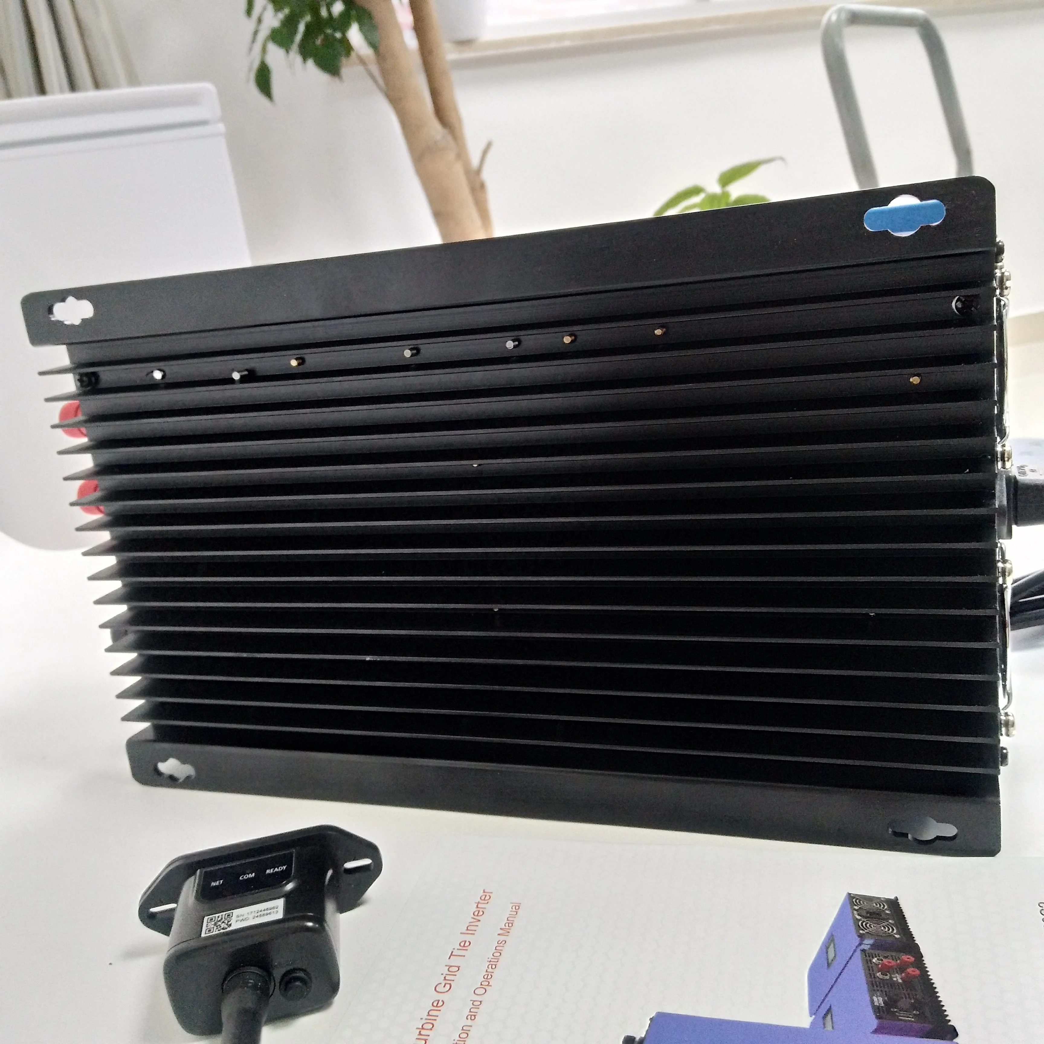 Ветра сетки галстук инвертора 1000W с ограничителем датчик поддержкой Wi-Fi контроль для переменного тока 48V выход ветровых турбин