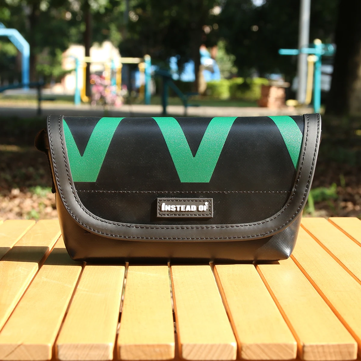 Waterproof Cross Body Tarps Bag Freitag Bag PVC Tarpaulin Tote Handbag Printing Outdoor Travel Backpack Custom logo and pattern