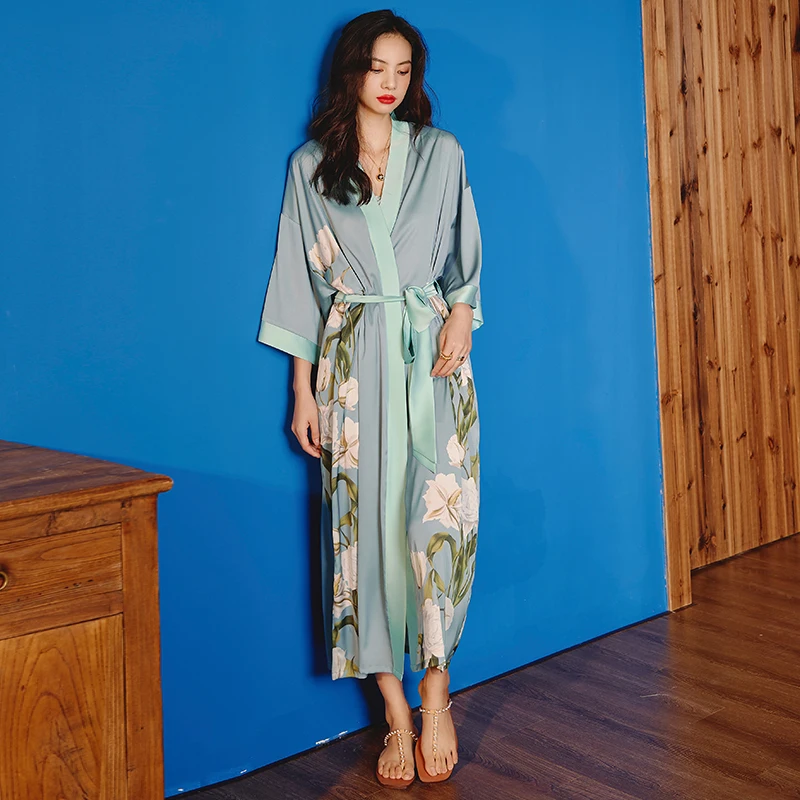 Factory Price Luxury Satin Silk Robes Long V-Neck Asian Women Blue Sleepwear Soft Cozy Satin Floral Silk Robe