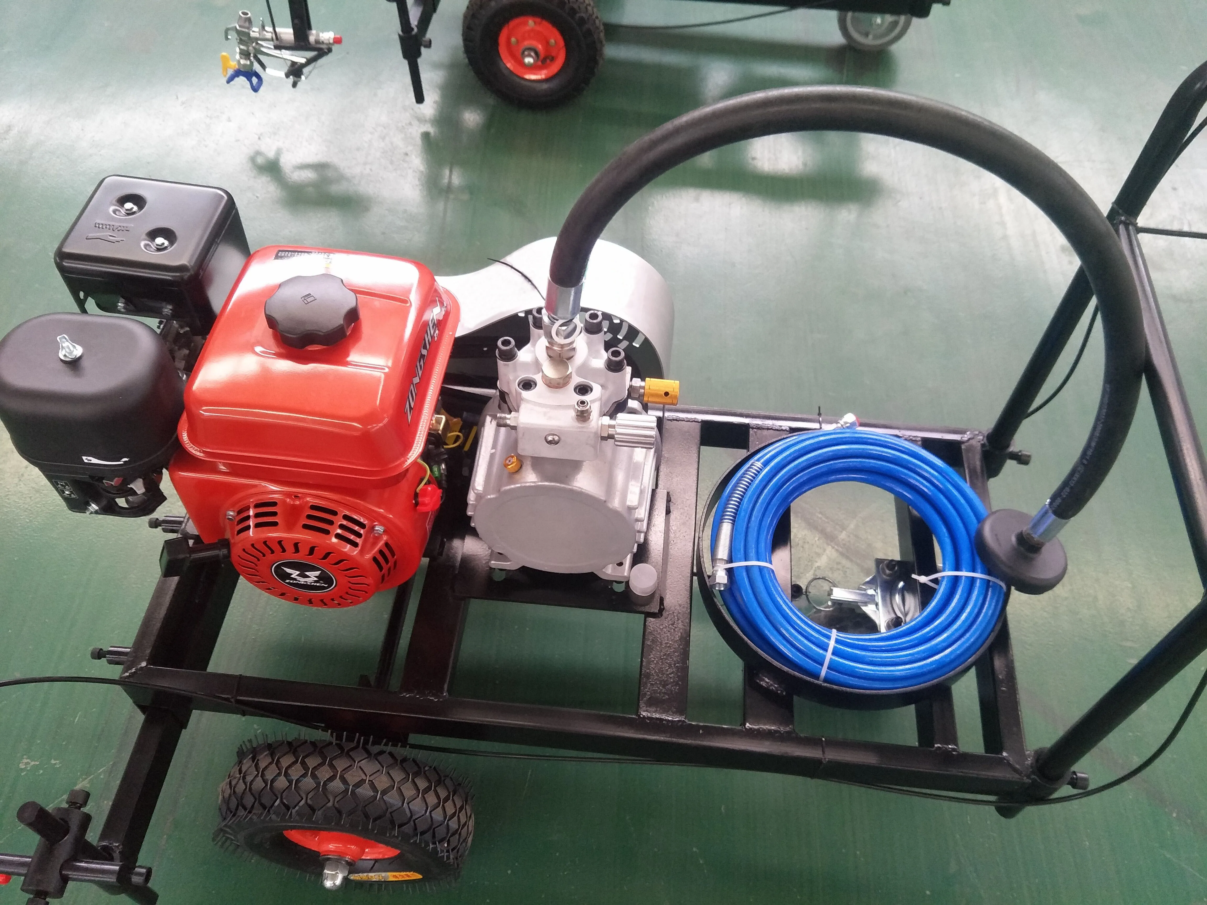 Hand push cold paint spraying road marking machine