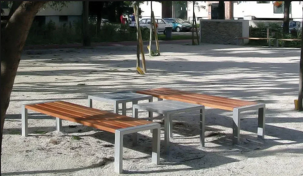 Outside Patio Hotel Restaurant wood picnic table Modern Dining Outdoor Garden wood bench and table
