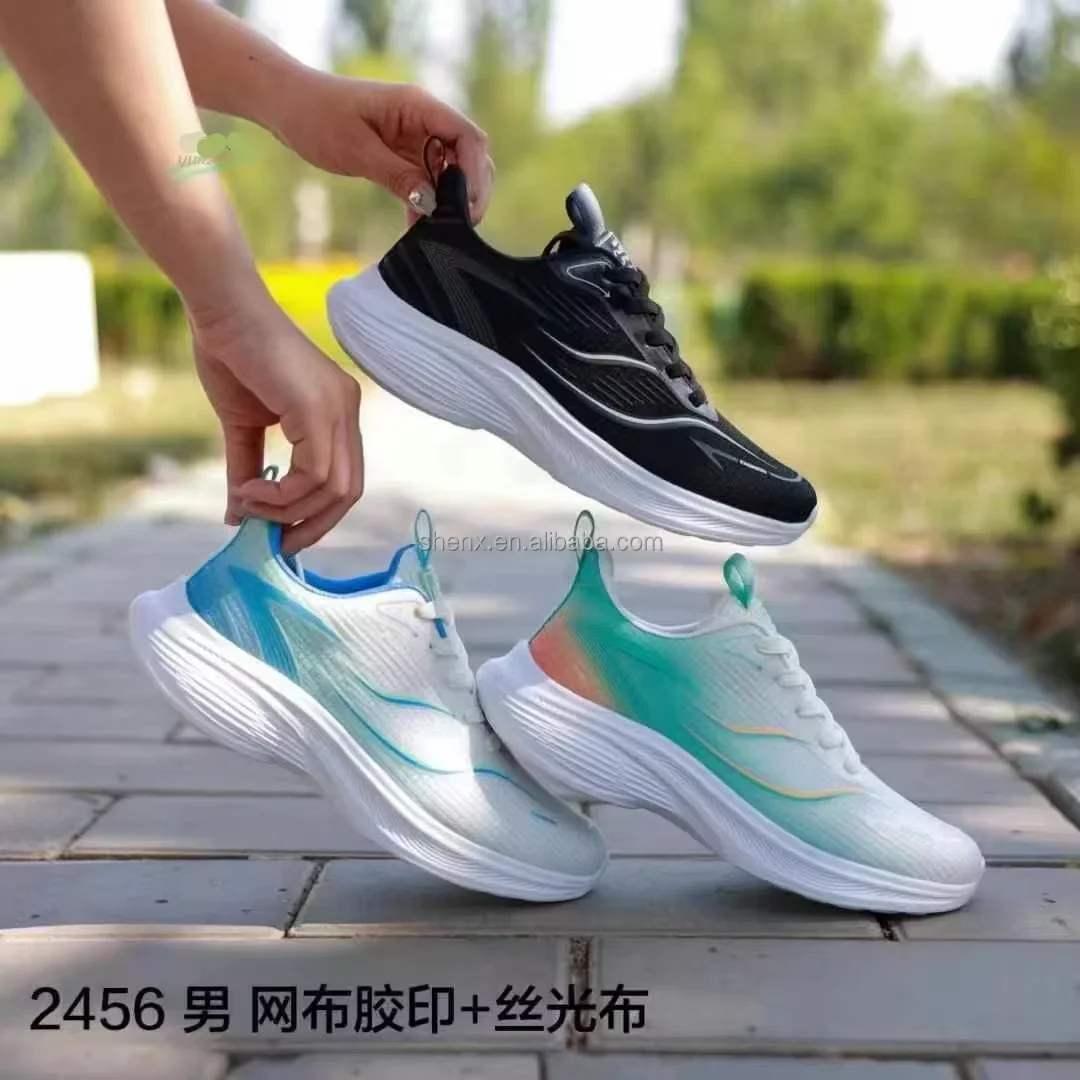 New Fashion Style Lightweight Mesh Upper Custom Running Shoes Designer Breathable Causal Sneakers For Men