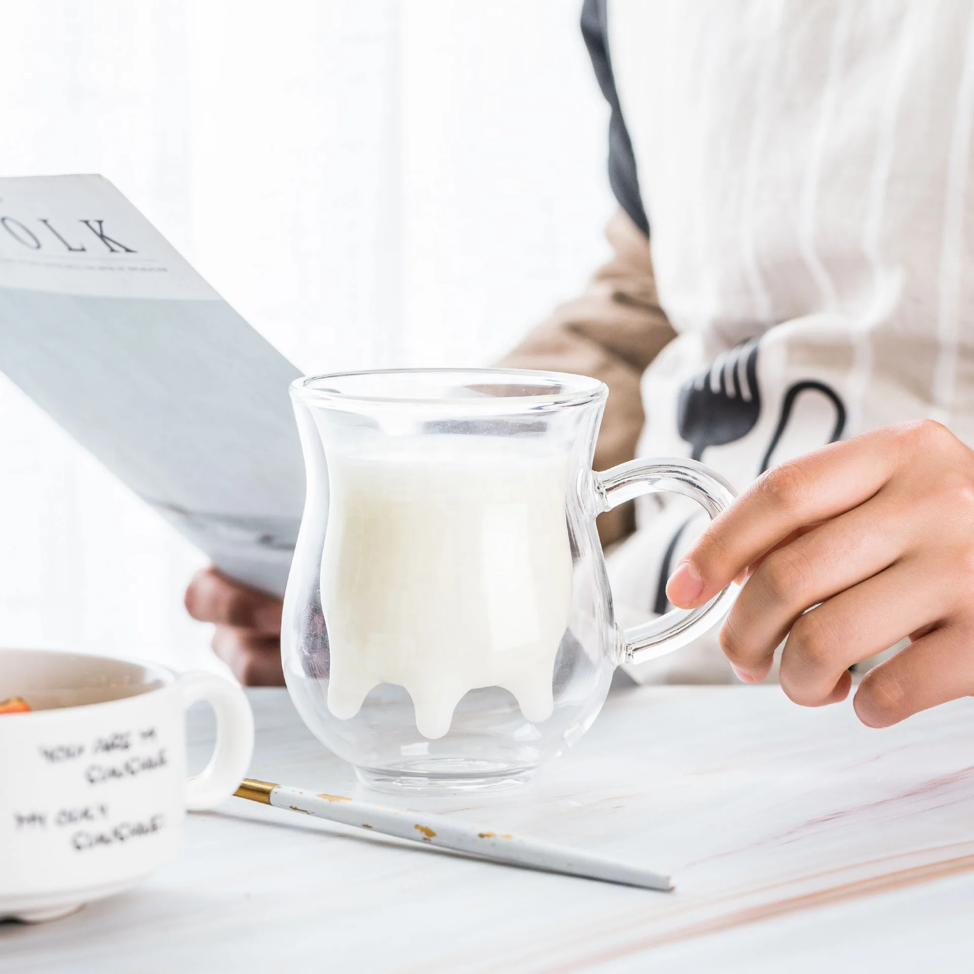 Custom Heat Resistant Transparent Handmade Borosilicate Glass Coffee Mug Double Wall Milk Cow Glass Cup