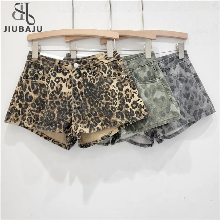 Leopard Printed Low Waisted Denim Shorts For Women 2024 Summer New Fashion Hot Pants A-line Wide Leg Short Pants