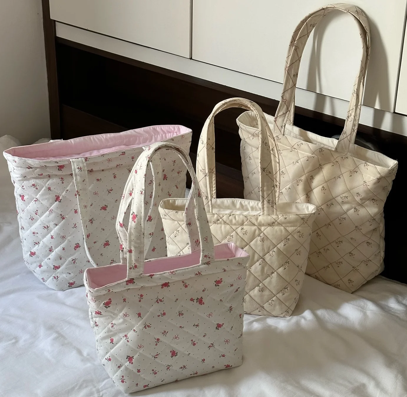 Custom Size Logo Floral Print Cotton Puffy Quilted Padded Women Shoulder Tote Shopping Bag With Zipper