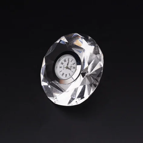 Wholesale Personalized Crystal Diamond Clock Wedding Table Centerpieces UV Printed Polished Technique Love Wedding Favor Gift