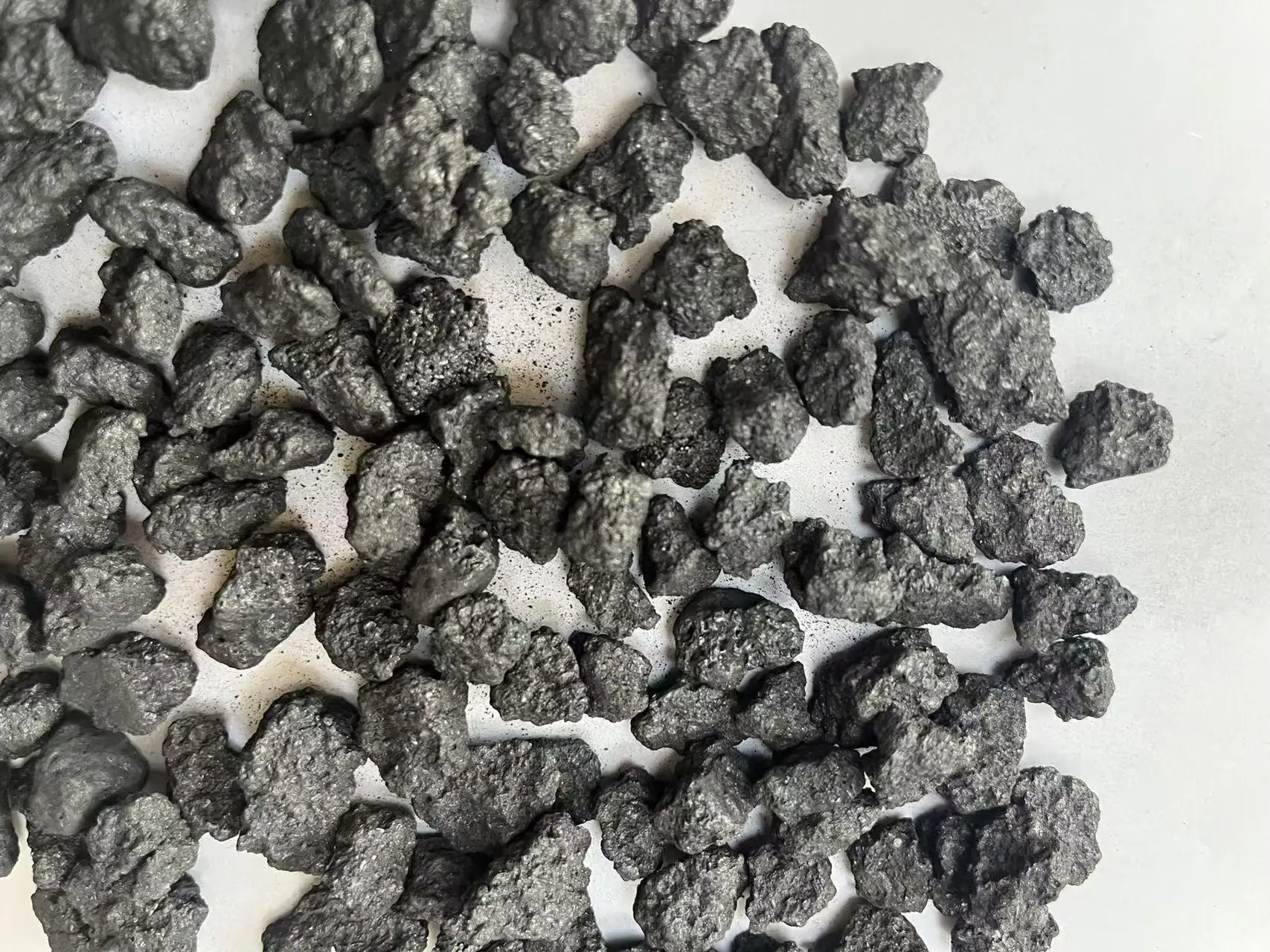 Coke is high in carbon and low in sulfur Calcined petroleum coke 0.5-5mm Metallurgical casting Drill anthracite coke