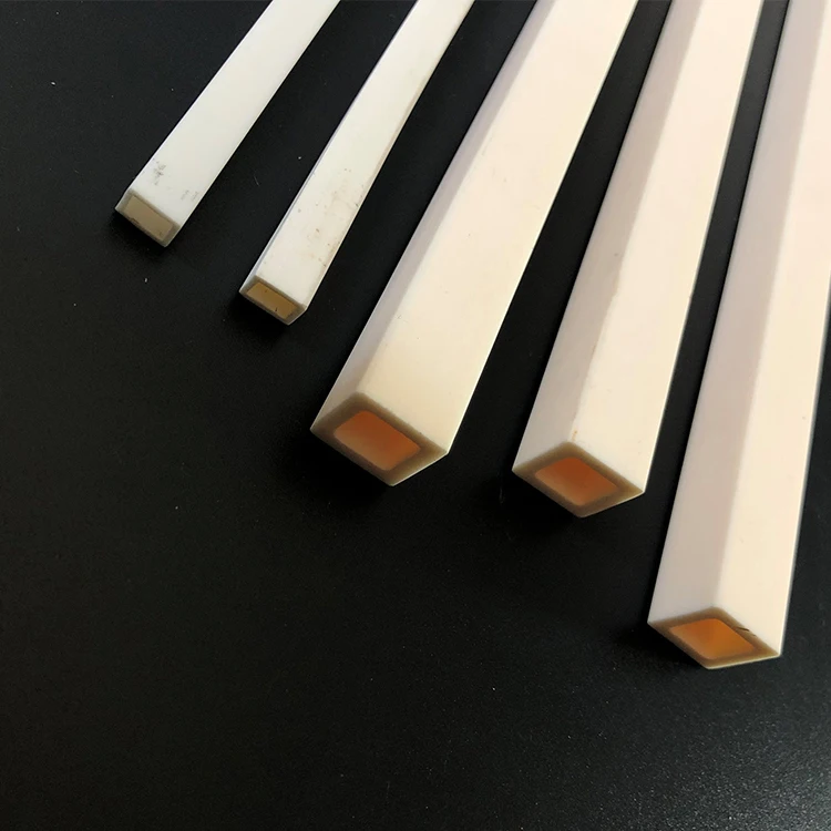 Огнеупорная алюминиевая керамическая квадратная трубка 99% Al2O3