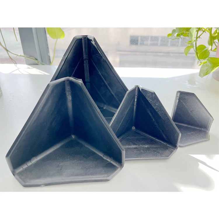 Triangle Plastic corner 35,50,60,75,90,120 mm Durable black plastic sofa corner protector