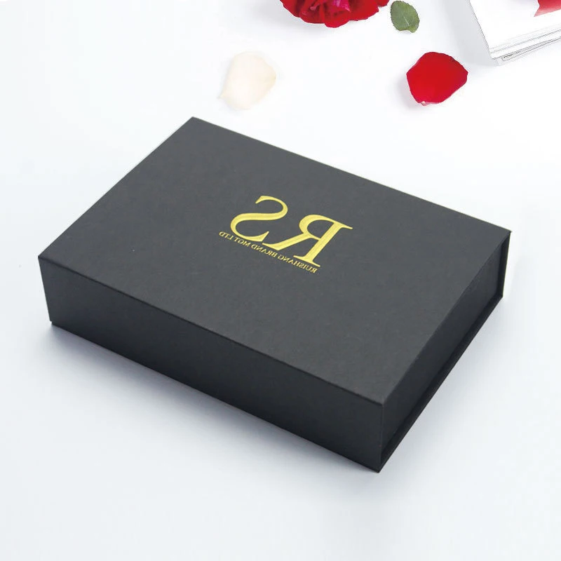 Black chocolate box with lid and cusotm logo