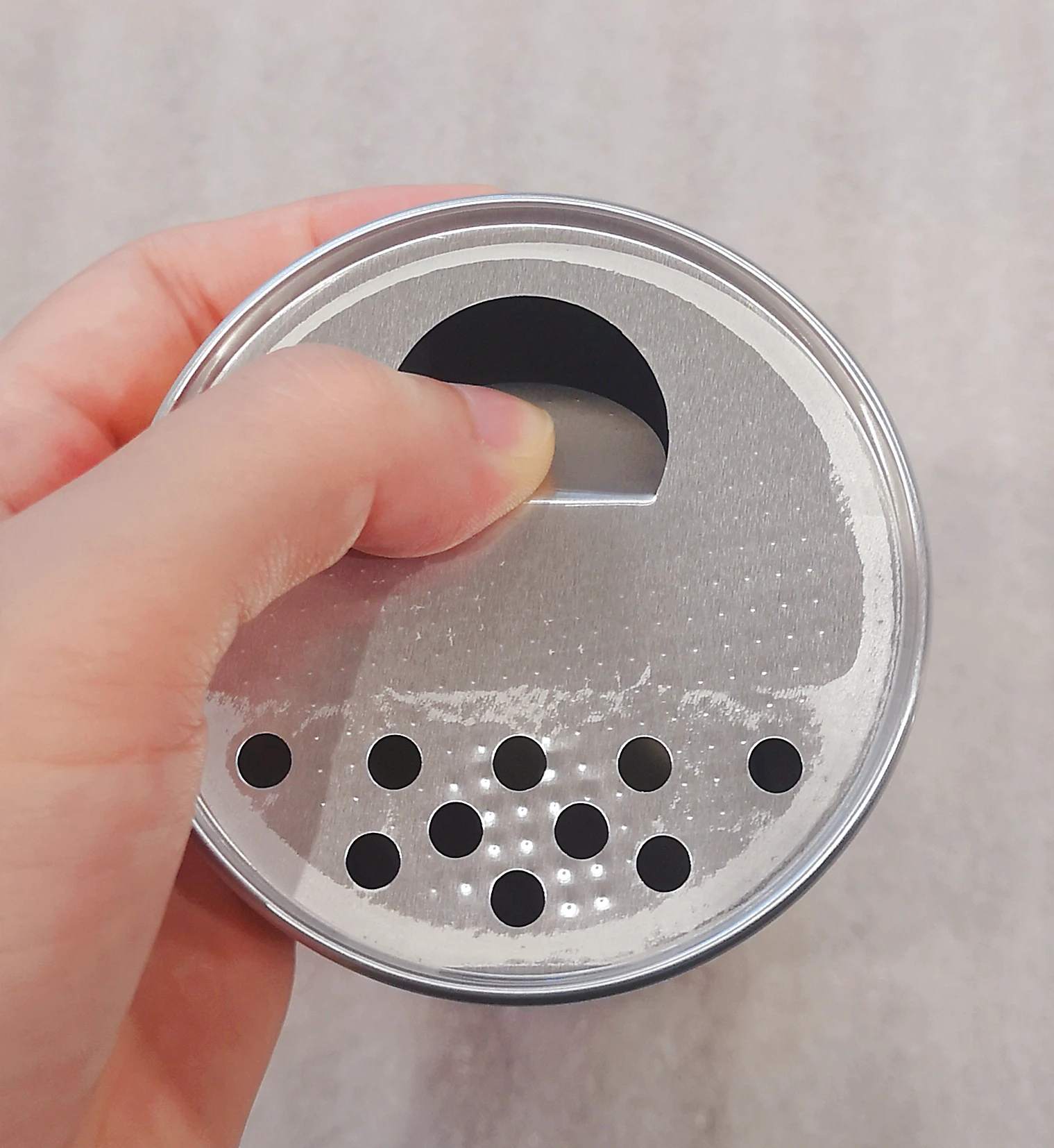 Custom  Canister Spice Salt Powder Seasoning Top Shaker Round Empty Paper Can With Aluminum