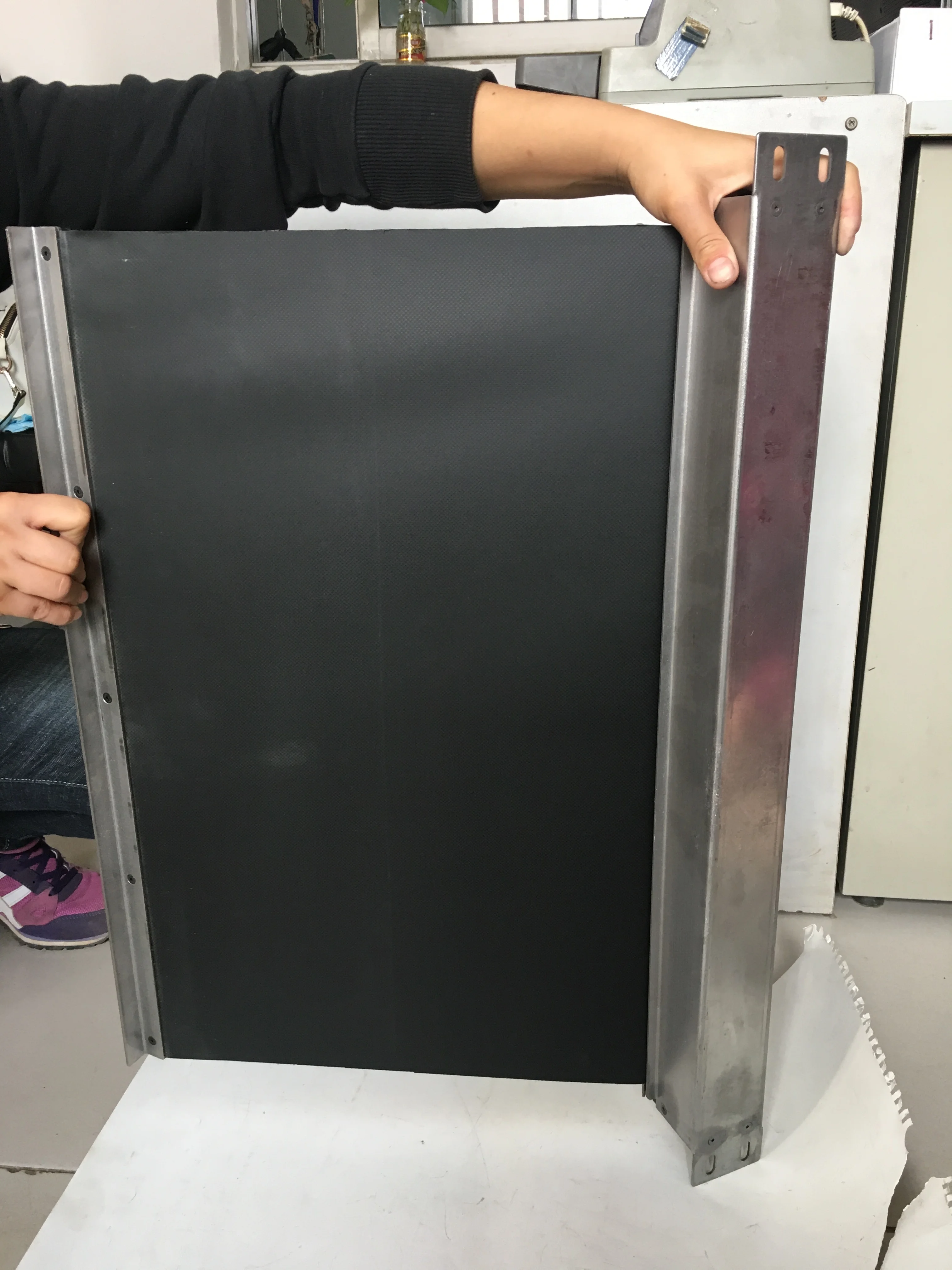 Roll Up Cover Flexible Steel Plate Cover Telescopic Metal Guard Shield