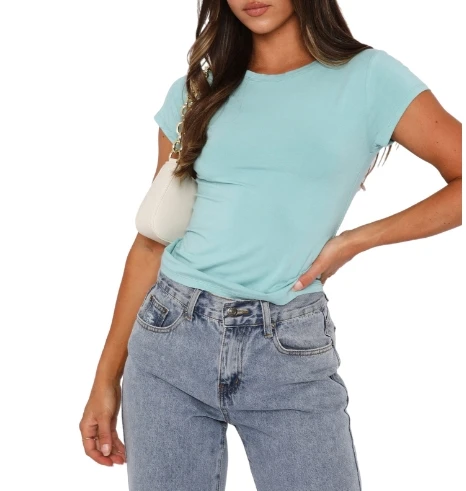 Stylish Solid Color Women s Tee with Slim Fit Design for Casual Outfits