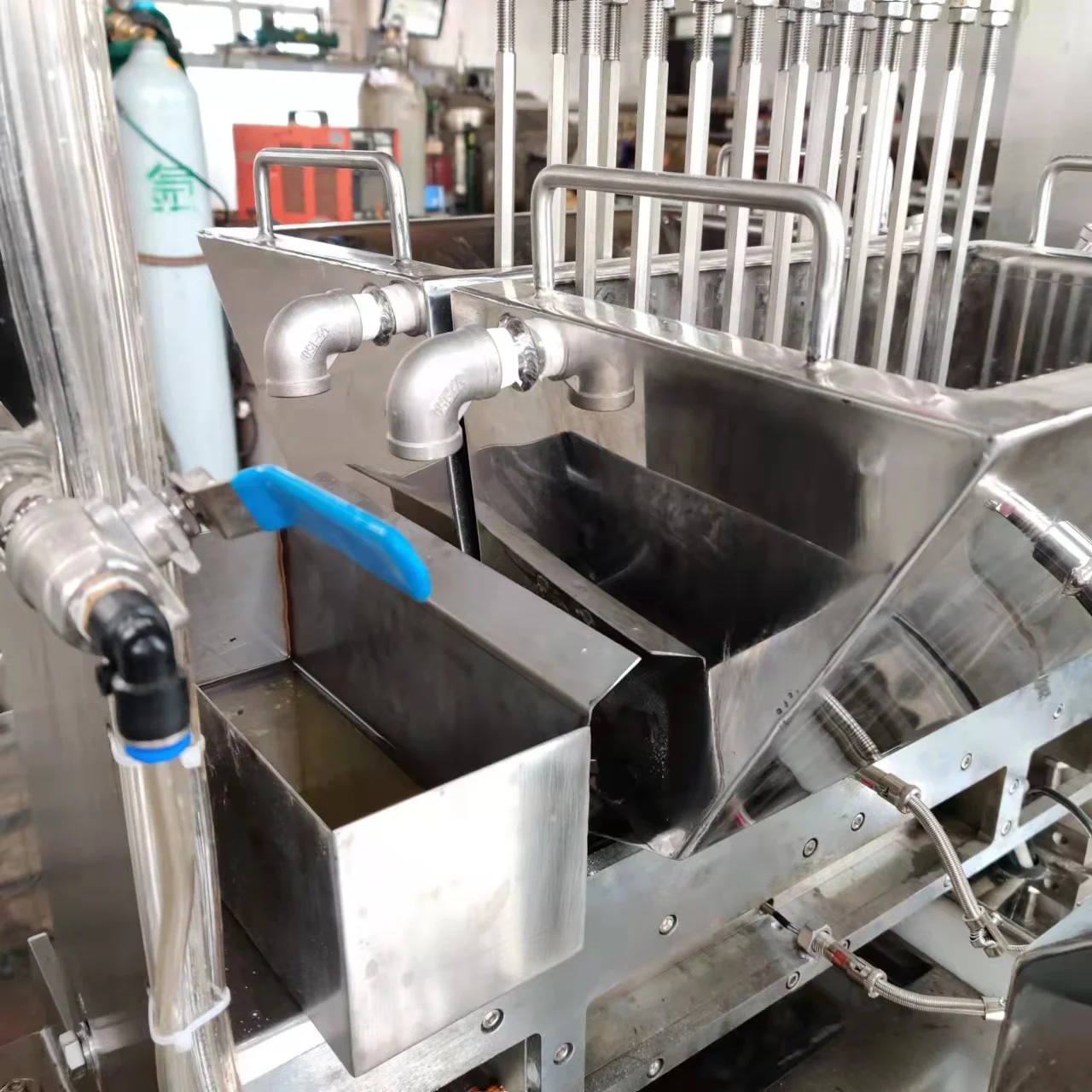 Multivitamin Jelly Production Mini Gummy Depositor Caramel Small Candy Make Machine Price