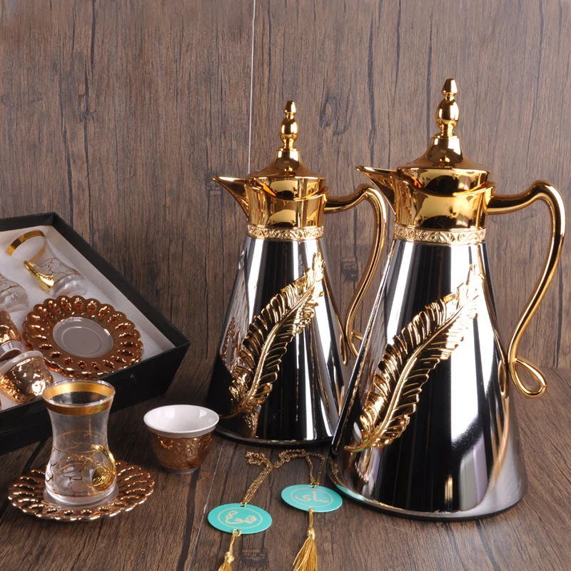 Luxury Dubai Gold Insulated Dallah Glass Inner Vacuum Flask Thermos Luxury Coffee Pot Dallah Set