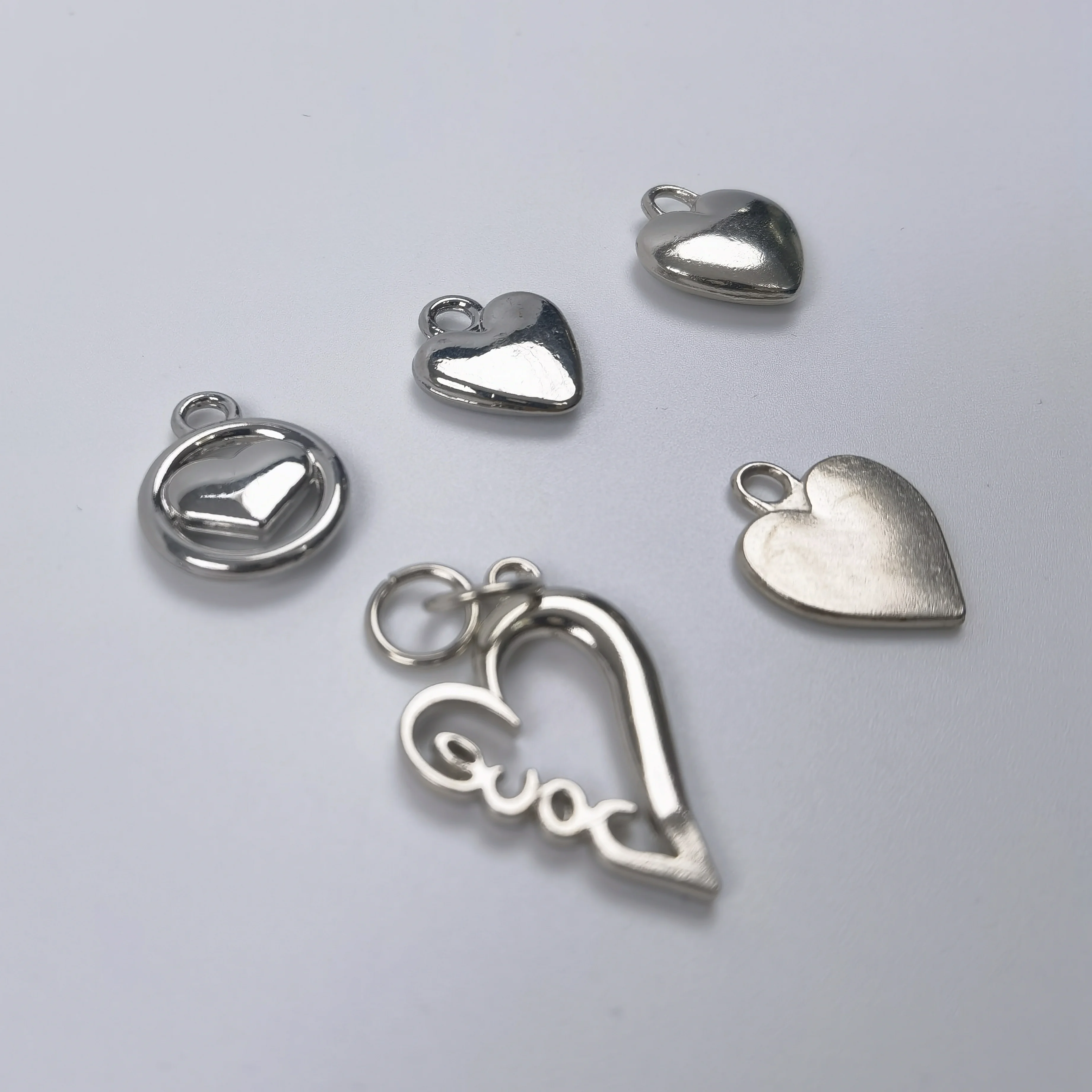 Custom Hollow Oblique Heart-Shape Pull Tab Slider Various Colors Metal Zinc Alloy Nylon Bags Clothing Garments Nylon Zipper