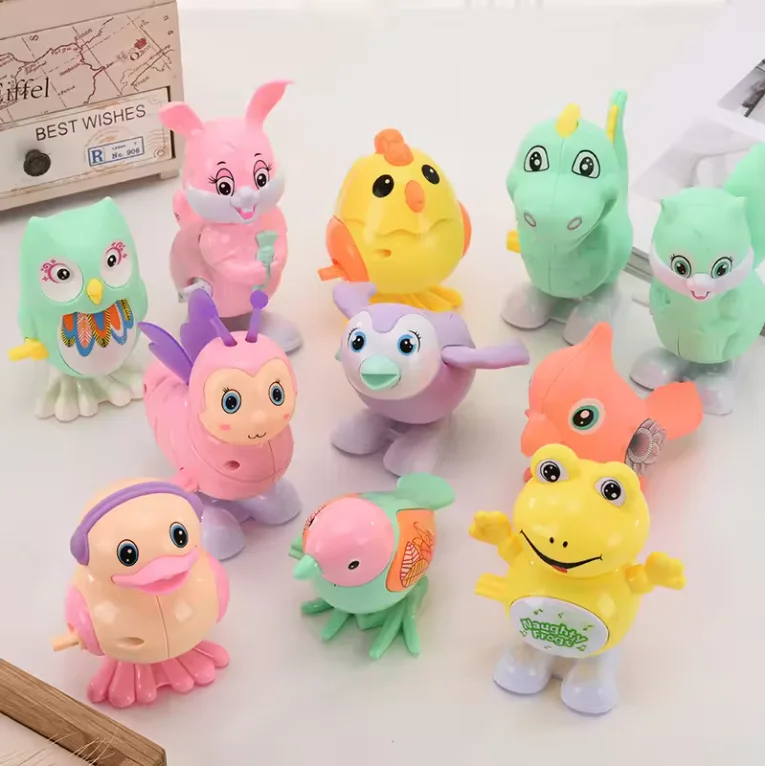 Customized Cartoon Animal Duck Clockwork Toy Bird bee dinosaur Mechanical Wind Up Swing Toy for Kids Classic Toys