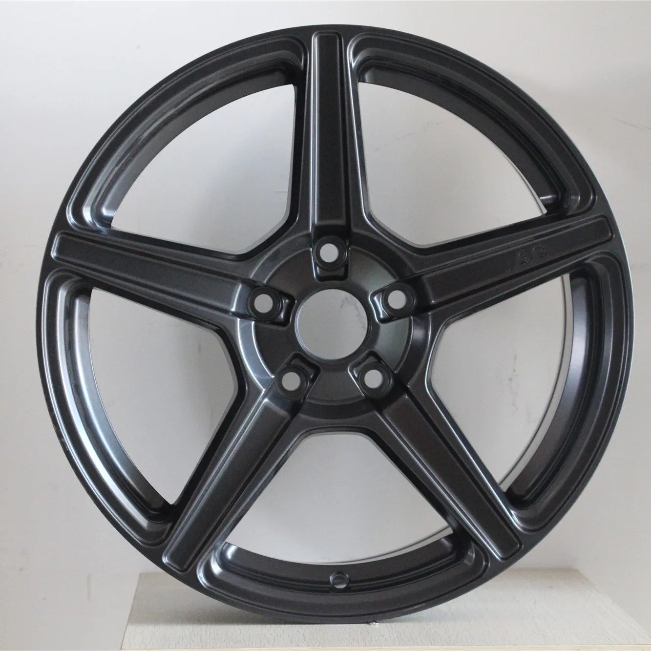 [Wholesale] Chinese manufacturer 17 18 inch 4/5/8*100/105/108/110/112/114.3 car rim for Top wheels passenger car alloy wheels