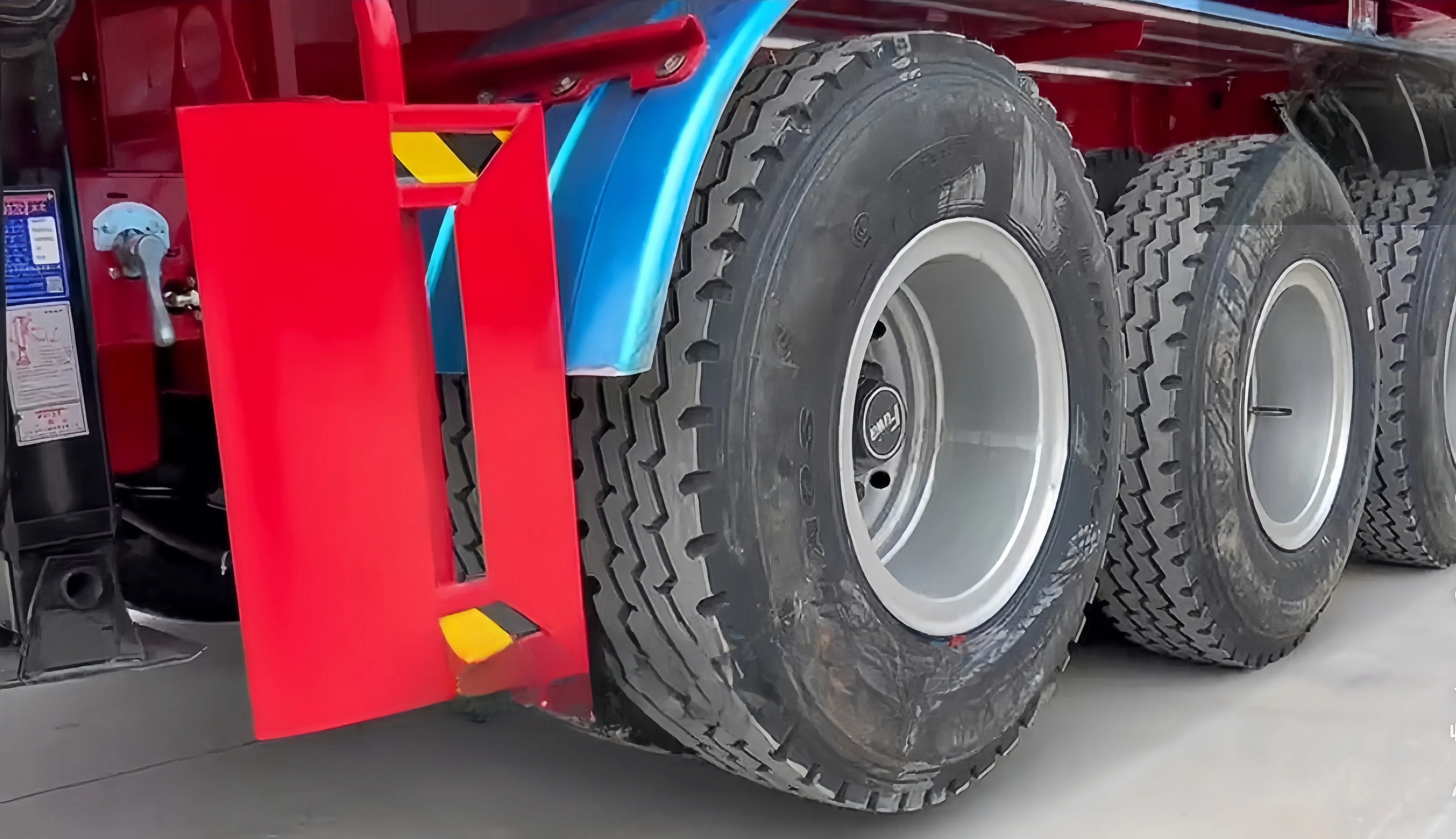Shandong heavy 3 axis dump semi-trailer dump trailer back end dump trailer mining stone transport