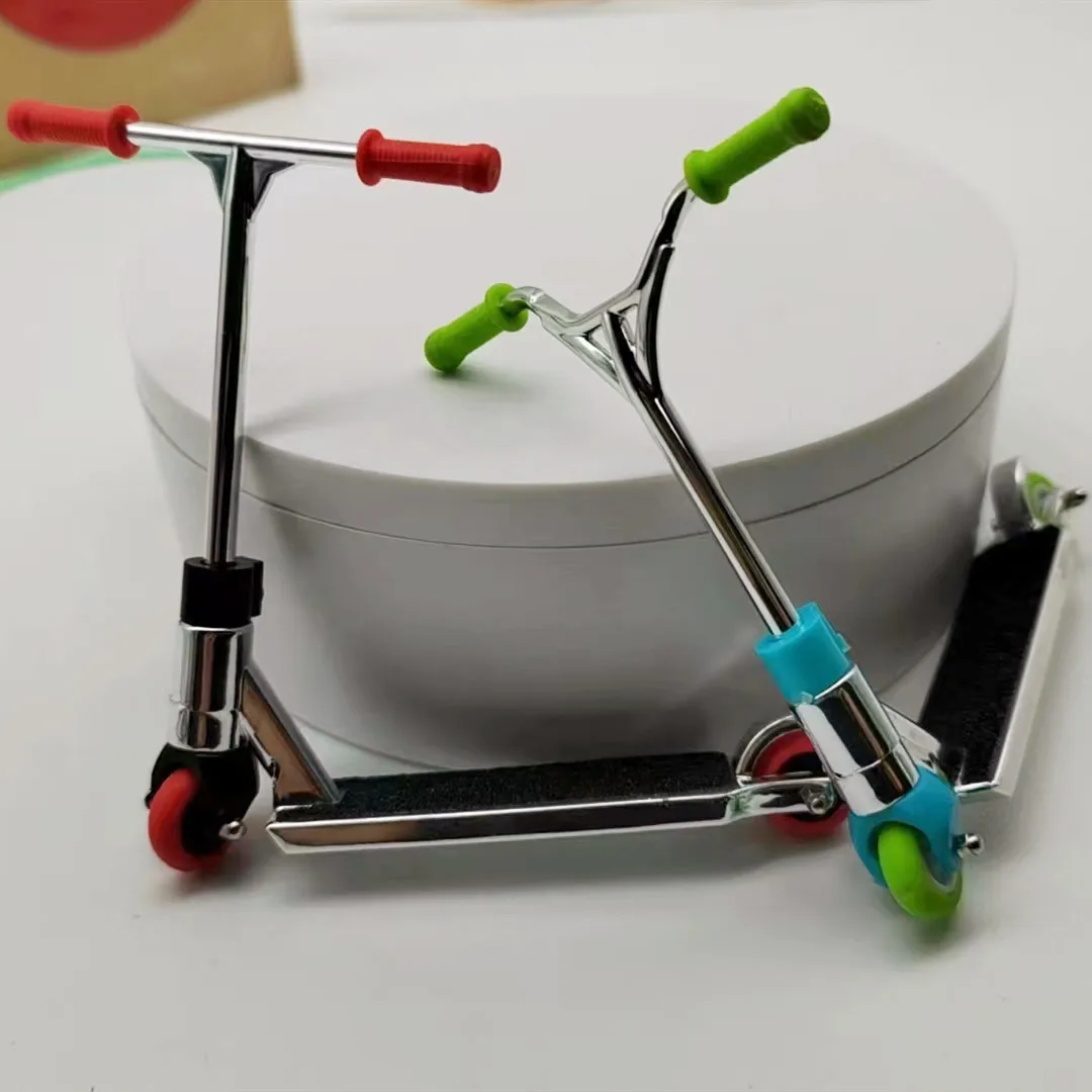 New Mini finger scooter toys