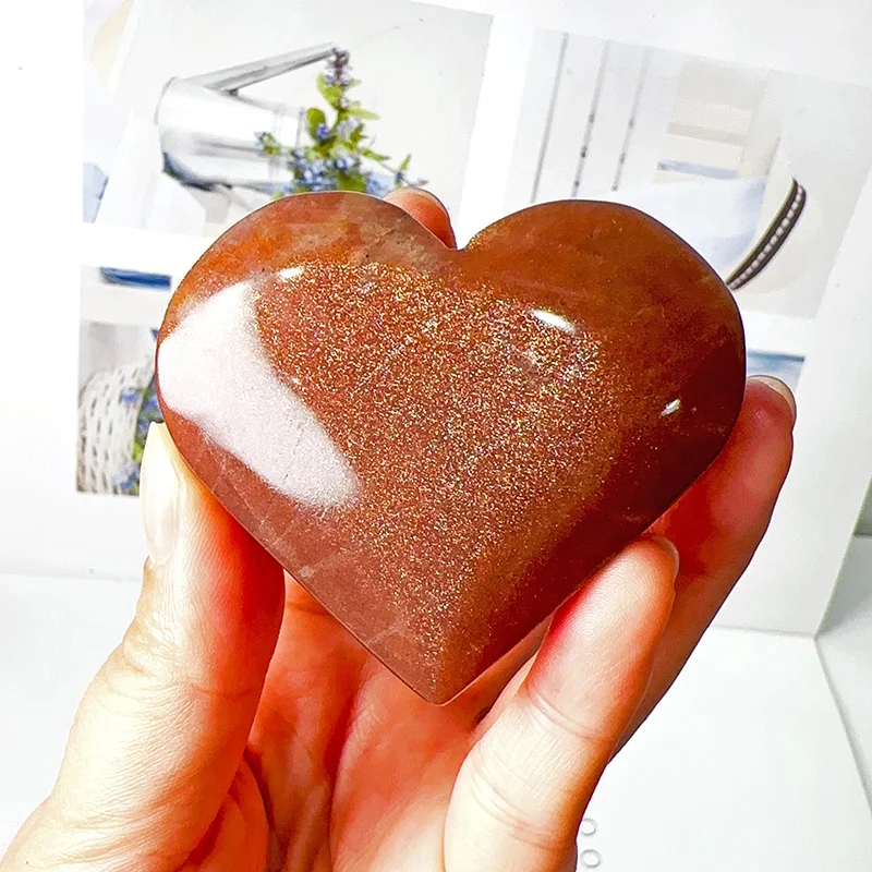 Wholesale natural crystals crafts golden sunstone palm stone mixed heart for decoration