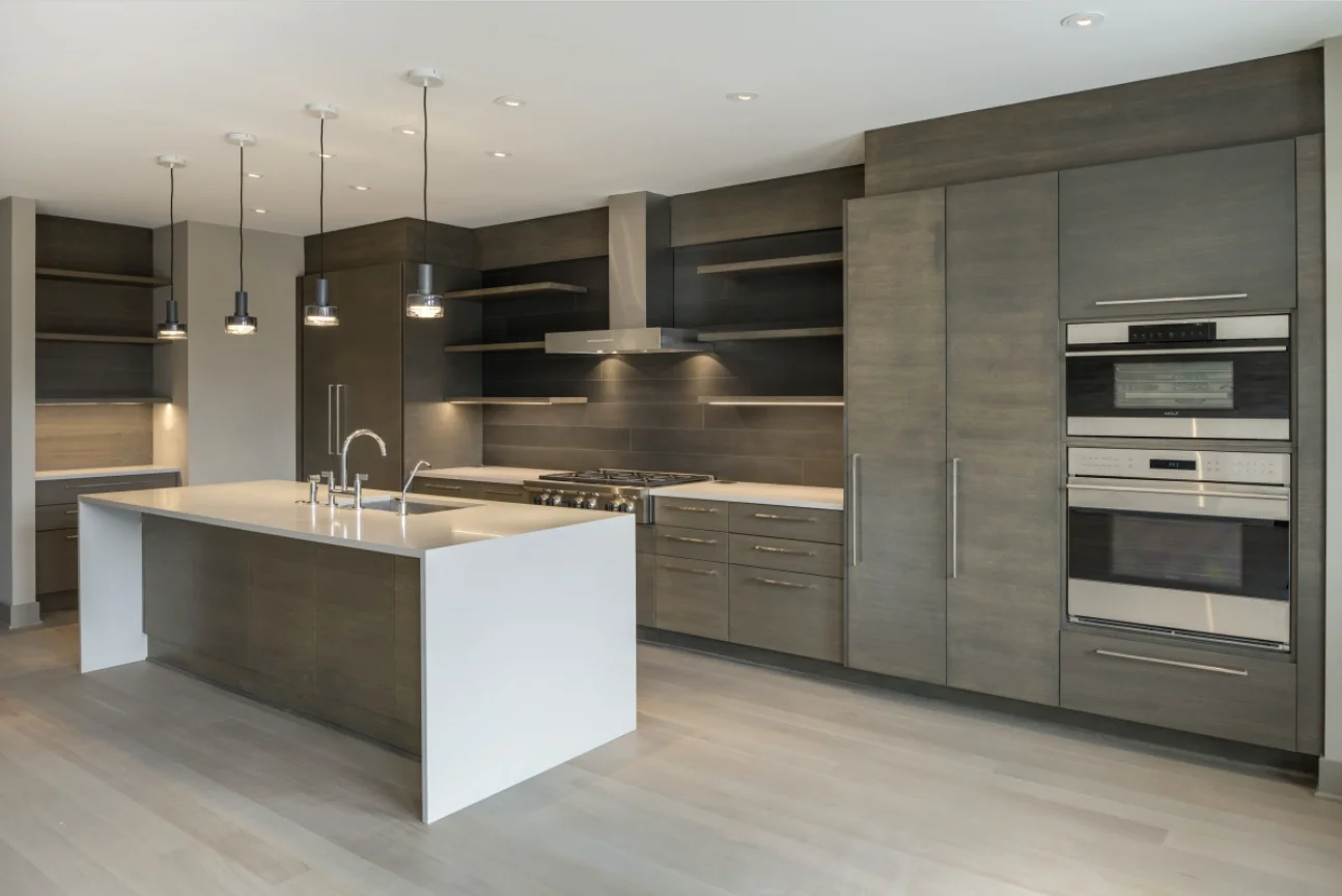 American Contemporary Modern Mid-Size L-Shape Kitchen With Customized  Wood Grain Gray Glossy Kitchen Cabinets