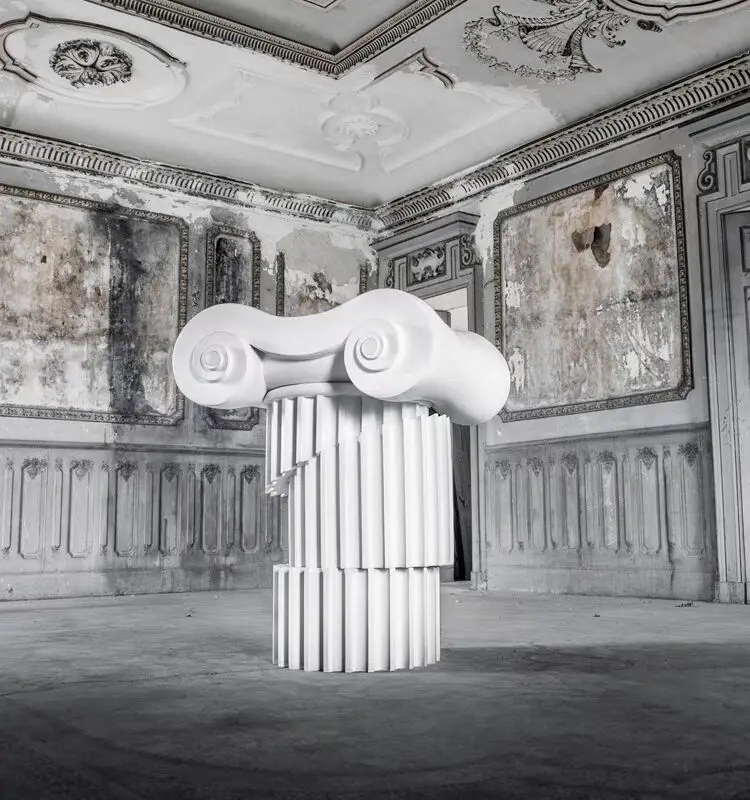 Creative designer sculpture white Roman column lounge chair Low stool coffee table modern combination lounge chair