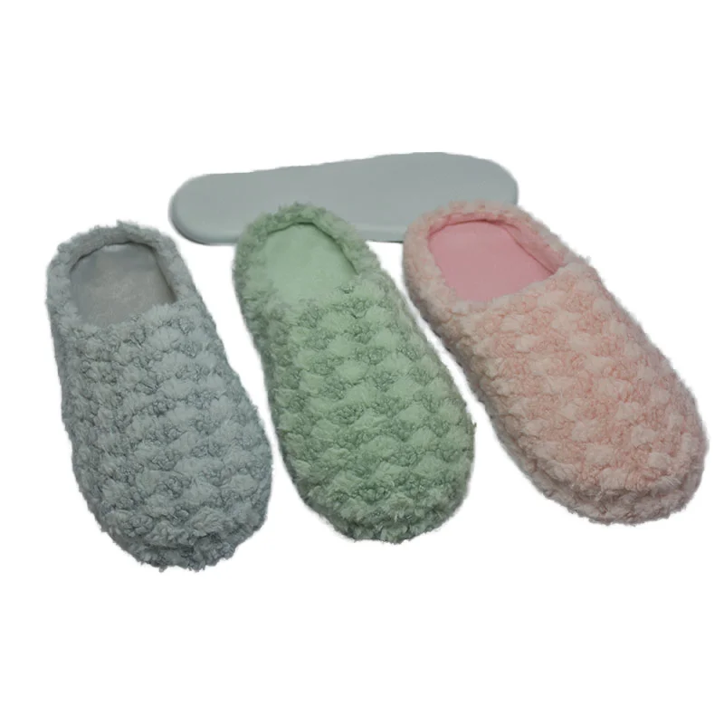 Plush Indoor Slippers for Women Soft Anti-Slip Closed Toe Winter Spring Autumn Hotel Style Embroidered Logo Unisex TPR Outsole