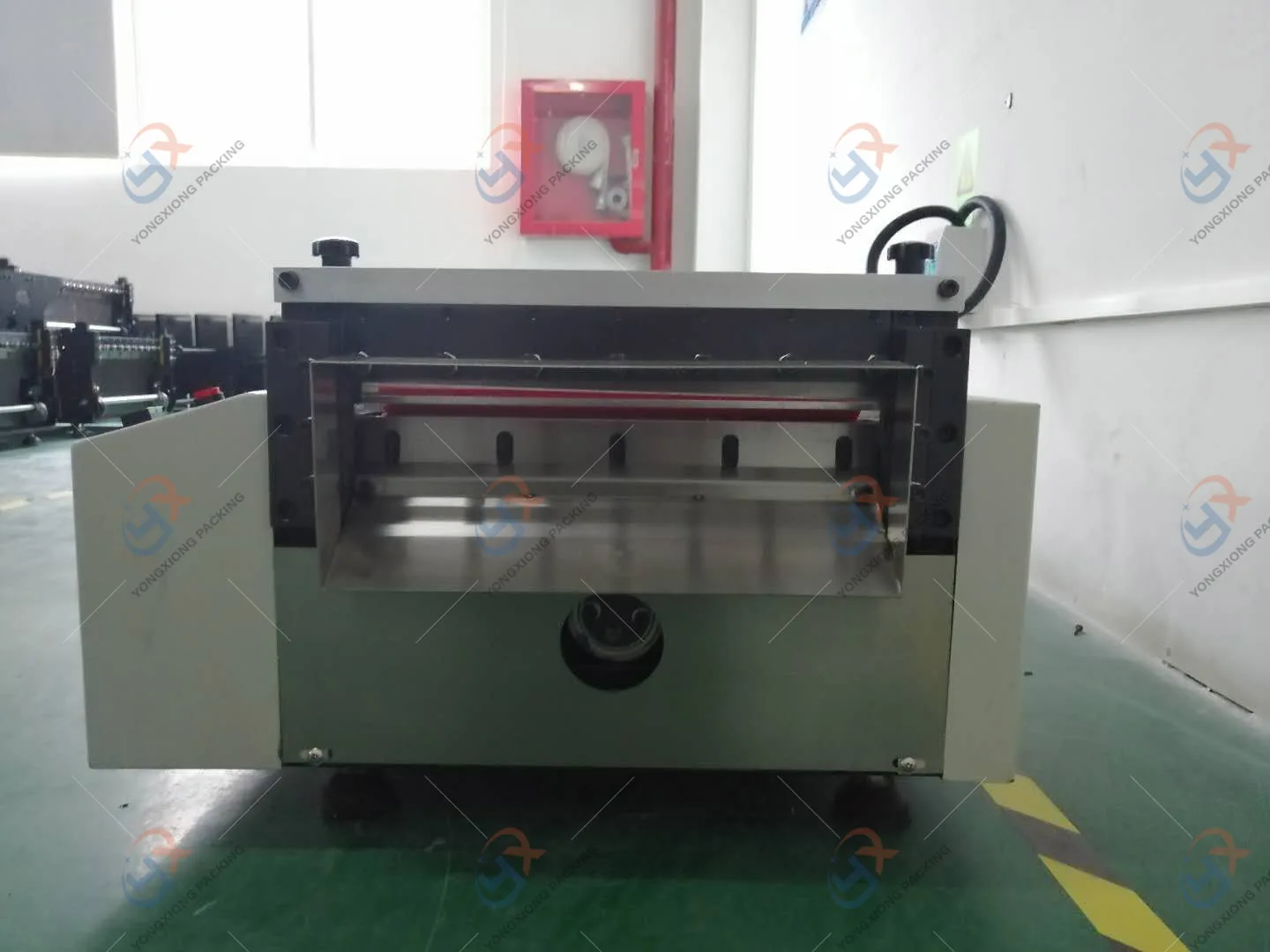 Continuous Webbing Cutting Machine, Automatic Cutter Elastic Band Self Adhesive Tape Ribbon Zipper Cloths Guillotine