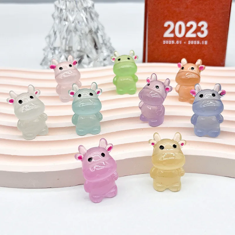 Glow-in-the-dark Zodiac calf diy jewelry three-dimensional resin accessories micro landscape ornaments bulk charms